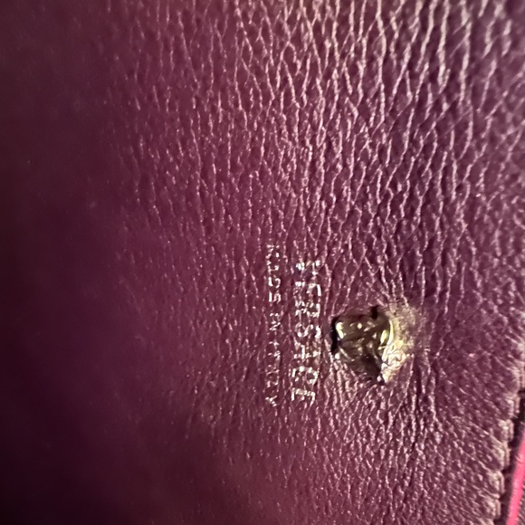 Gorgeous Large Versace Medusa Leather Handbag - Picture 8 of 14